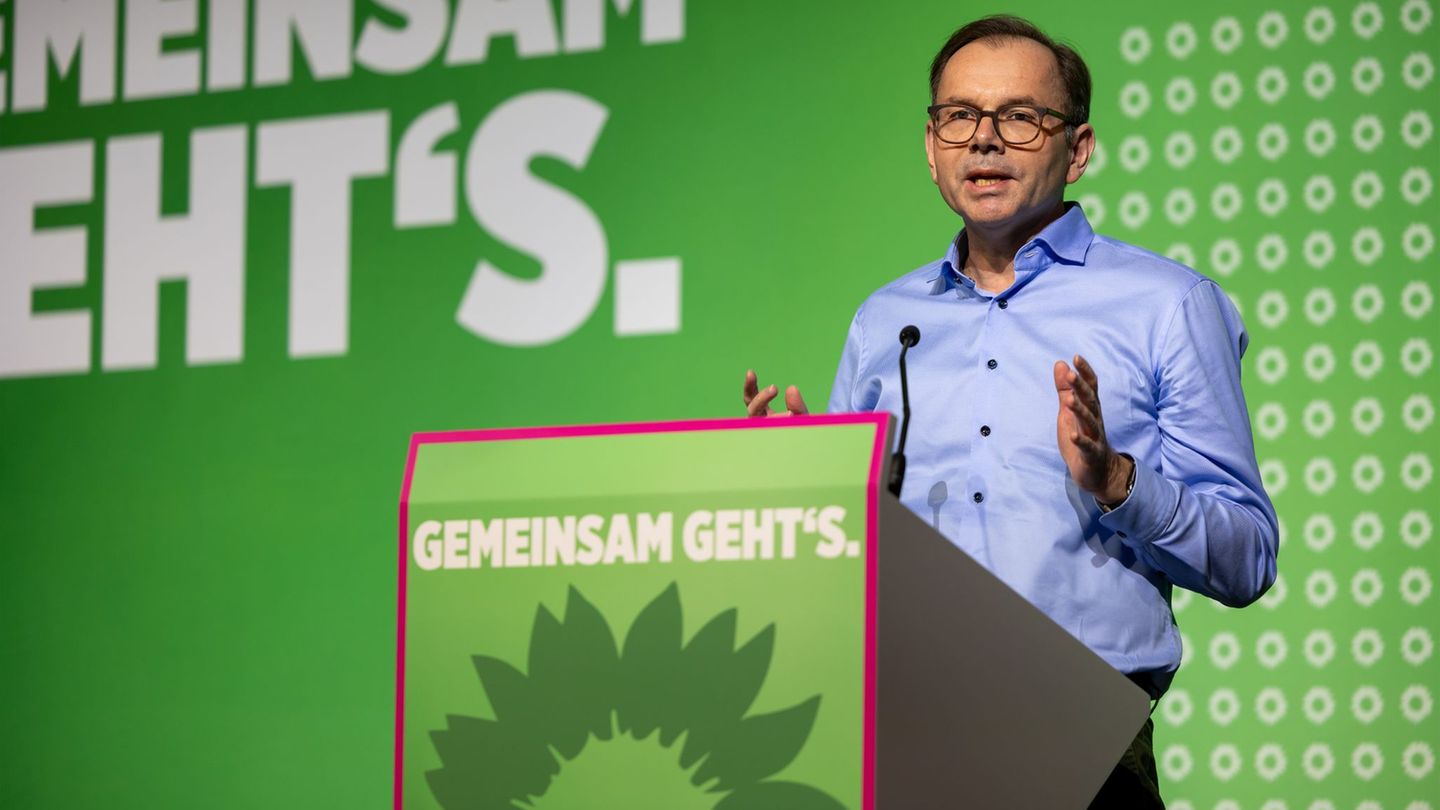 Konzentration auf das Wesentliche: Mathias Wagner, Chef der Grünen-Fraktion in Hessen, setzt sich zugunsten der Wirtschaft für B