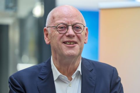 Der frühere SPD-Ministerpräsident Scharping hätte sich einen anderen Ausgang der Landtagswahl am 22. März 2026 gewünscht. (Archi
