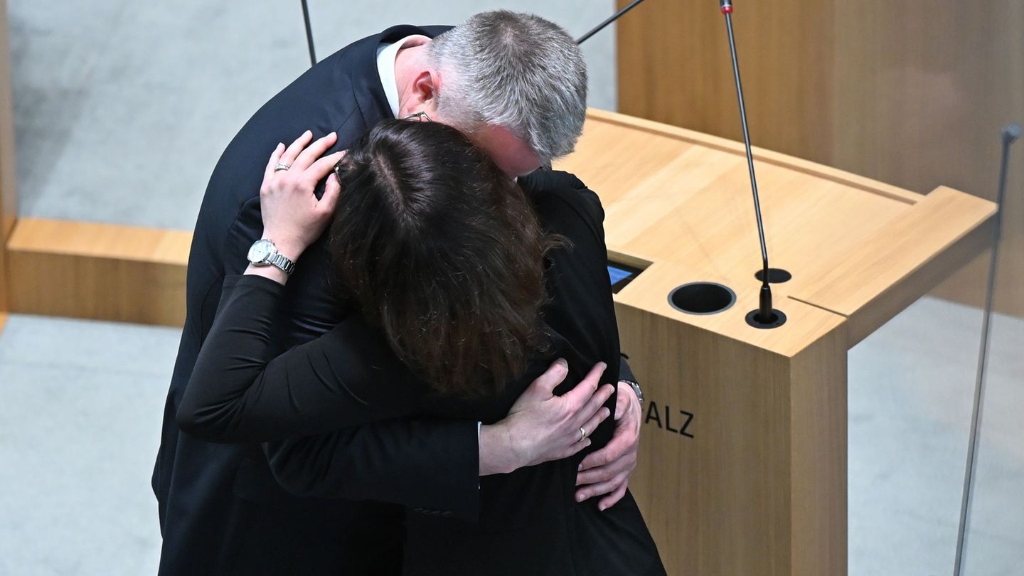 Neuer Regierungschef: Diane Schnieder: "Mein Mann brennt für Rheinland-Pfalz"