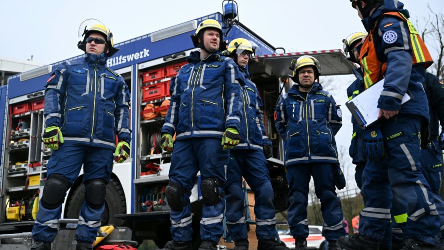 Dobrindt will Zivilschutz mit zehn Milliarden Euro stärken