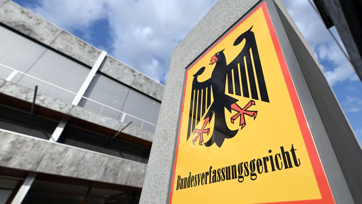 Das Bundesverfassungsgericht befasst sich im Juli mit dem Bayerischen Polizeiaufgabengesetz. (Archivbild) Foto: Uli Deck/dpa