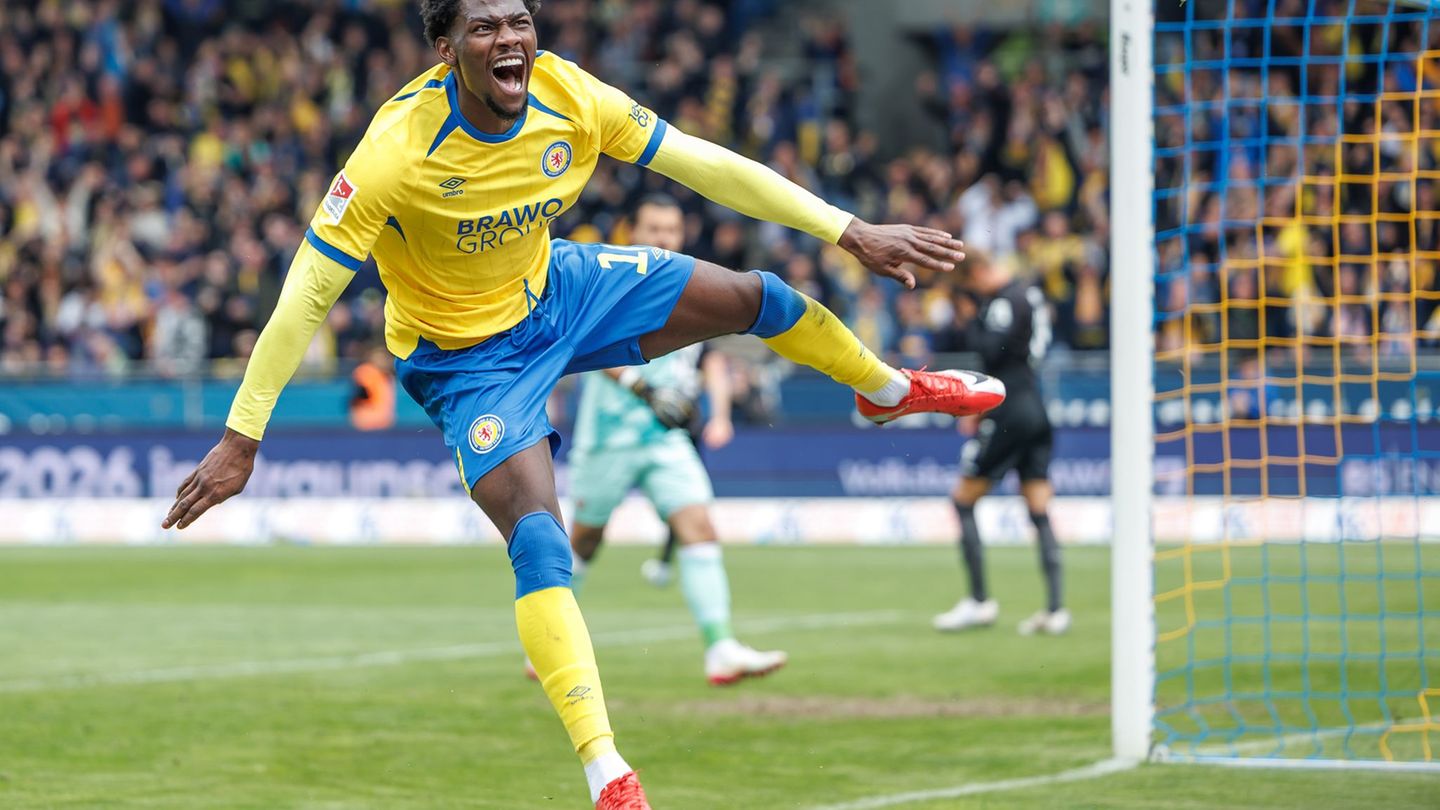 Muss Eintracht Braunschweig wieder verlassen: Leihspieler Faride Alidou. Foto: Andreas Gora/dpa