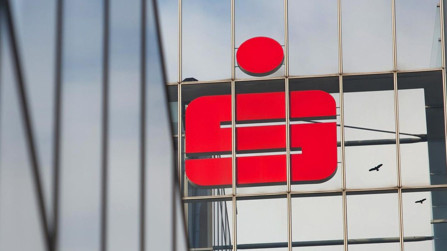 Sparkassen & Volksbanken: Im Osten des Landes bekommt man weniger Zinsen auf das Ersparte
