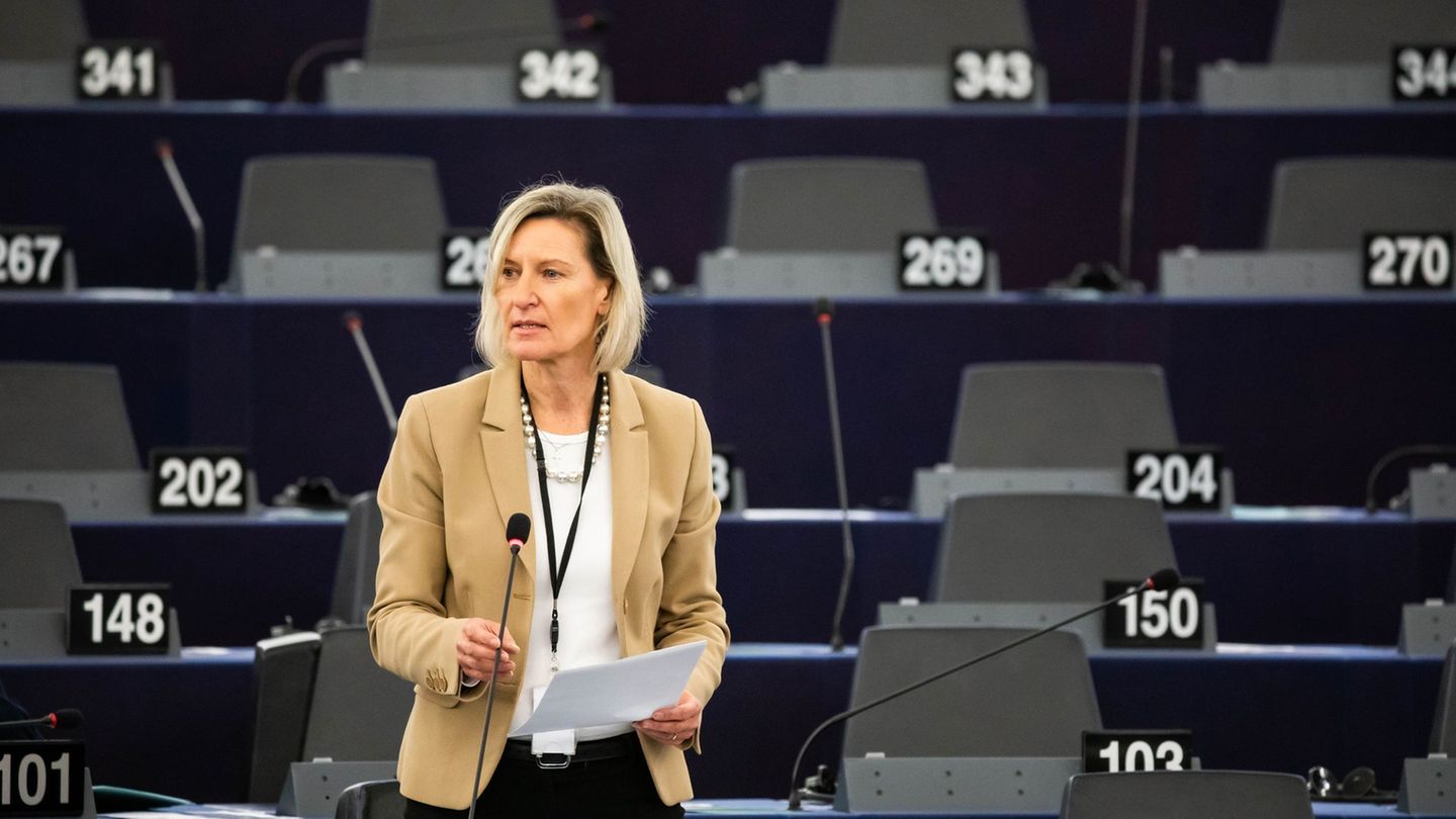 Angelika Niebler spricht von "unzutreffenden Vorwürfen", will sich ansonsten aber bislang nicht öffentlich äußern. (Archivbild)