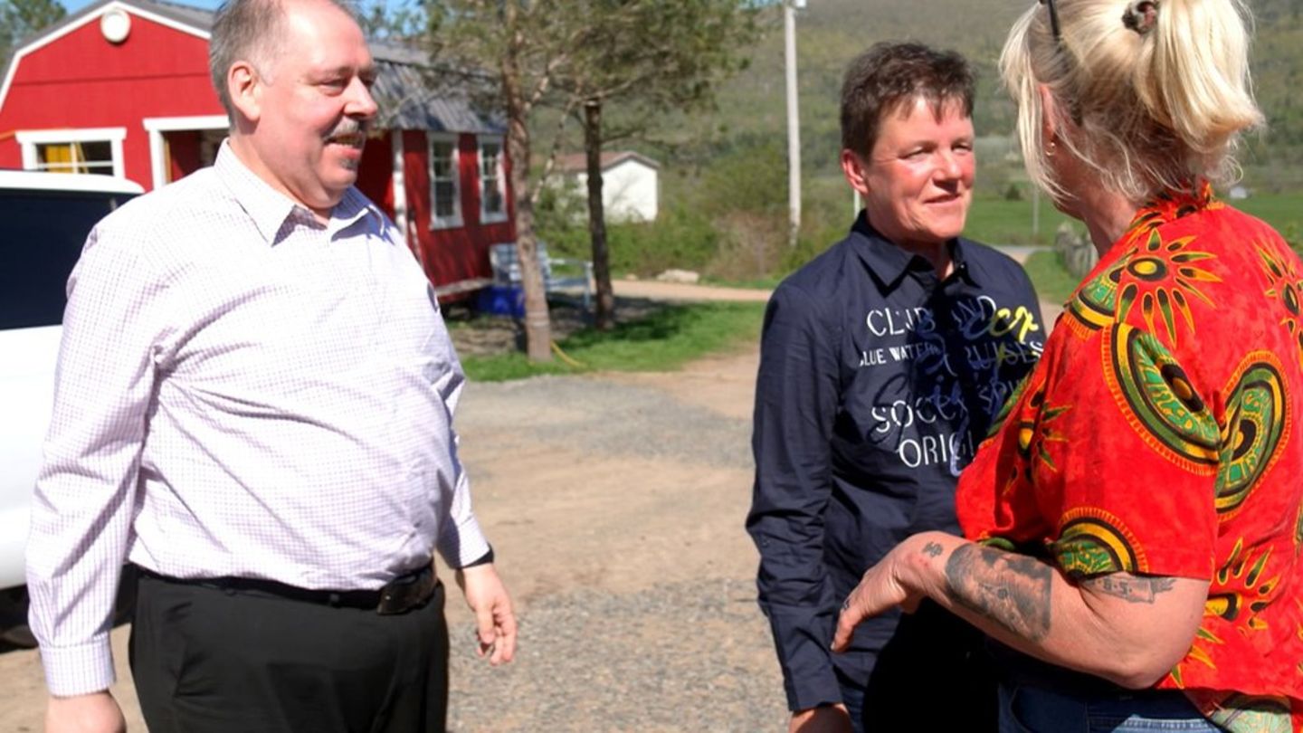 "Bauer sucht Frau International": Hofdame gegen Hofherr in Kanada