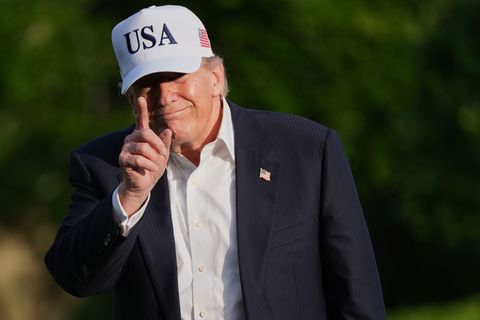 Trump erntet wegen des Entschädigungsfonds Kritik. (Archivbild) Foto: Jacquelyn Martin/AP/dpa