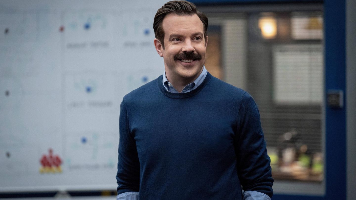 Fußball-Serie: Schauspieler aus „Ted Lasso“ erhält Vertrag als Profifußballer