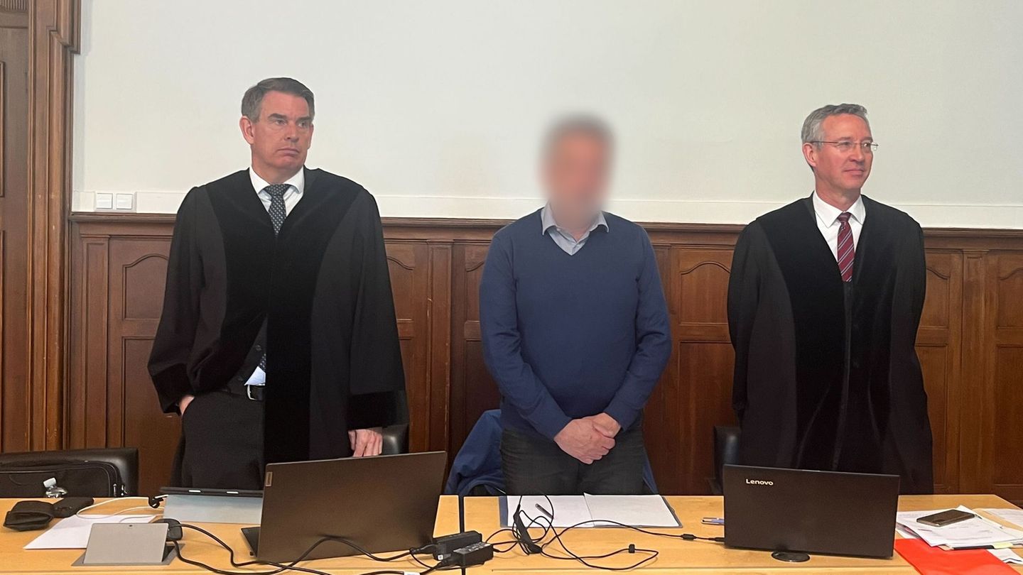 Ein Angeklagter strebt im Berufungsprozess einen Freispruch an. Foto: Tatjana Bojic/dpa