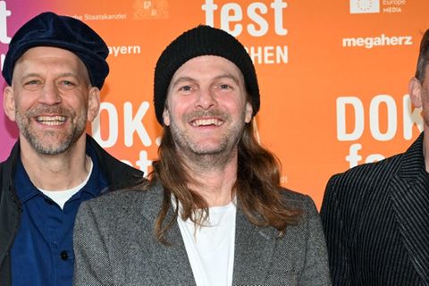 Florian "Flo" Weber, Peter Brugger und Rüdiger "Rüde" Linhof - die Sportfreunde Stiller - feierten die Weltpremiere ihrer TV-D