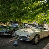 Zwei grüne BMW 507