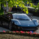 Ein schwarzer VW W12
