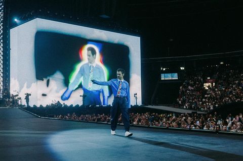 Harry Styles läuft über die Bühne