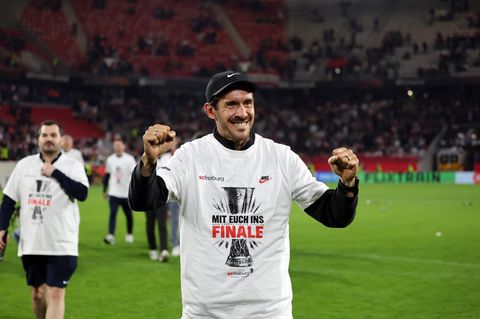 Und plötzlich ist es passiert: Der kleine SC Freiburg steht im Europa-League-Finale in Istanbul. Schon jetzt ist es der größte Erfolg der Vereinsgeschichte für die Breisgauer und Trainer Julian Schuster. Vielleicht ja mit der ultimativen Krönung gegen Aston Villa?