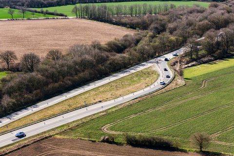Ende Mai erfolgt der Spatenstich für den Weiterbau der A20 bei Bad Segeberg. (Archivbild) Foto: Frank Molter/dpa