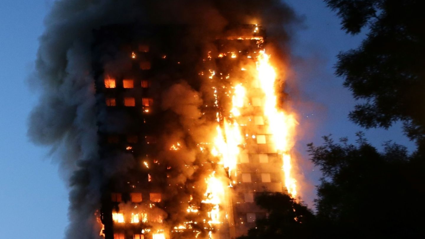 Der brennende Grenfell Tower