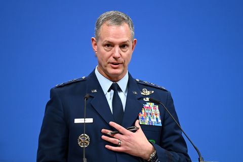 Der Oberbefehlshaber der Nato-Streitkräfte in Europa, Alexus Grynkewich, erwartet kurzfristig keine weiteren Ankündigungen - lan