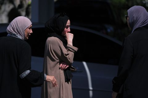 Trauer um drei Todesopfer nach dem Angriff auf eine Moschee in San Diego