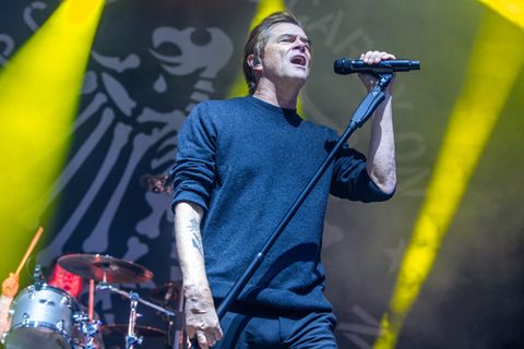 Der Dokumentarfilm zeigt, und Campino sagt es schließlich auch offen, dass der Prozess, den er für ein neues Album durchläuft, o