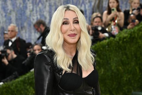 "Es gibt 20 Jahre alte Mädels, die nicht das können, was ich kann", sagt Cher über sich. Kürzlich nahm sie an der Met Gala 2026