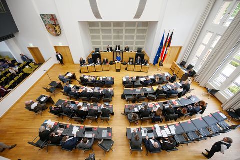 Der Saar-Landtag debattierte über EU-Regionalpolitik. (Archivbild) Foto: Oliver Dietze/dpa