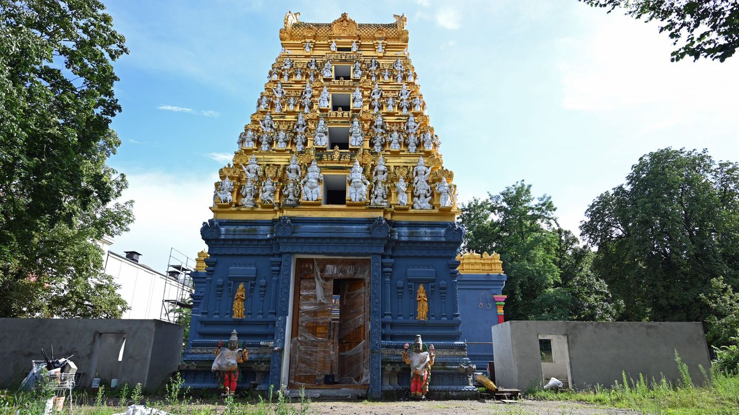 Am neuen Sri-Ganesha-Hindu-Tempel an der Berliner Hasenheide wurde viele Jahre gebaut. Nun steht die Eröffnung bevor. (Archivbil