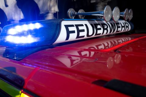 Insgesamt seien 18 Fahrzeuge vor Ort gewesen. (Symbolbild) Foto: Sven Hoppe/dpa
