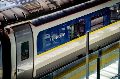 Ein Eurostar am Bahnsteig in Lille: Mit dem Zug durch die EU