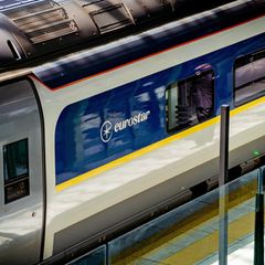 Ein Eurostar am Bahnsteig in Lille: Mit dem Zug durch die EU