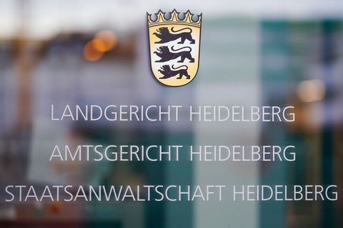 Vier Jugendliche haben im Rhein-Neckar-Kreis einen 27-Jährigen zum Konsum einer tödlichen Alkoholmenge veranlasst. (Symbolbild)