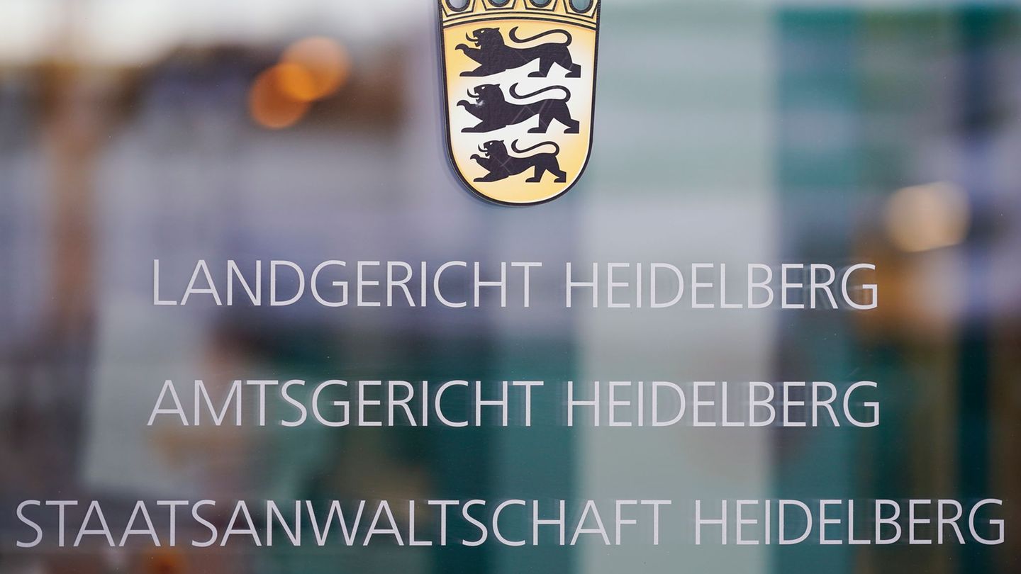Vier Jugendliche haben im Rhein-Neckar-Kreis einen 27-Jährigen zum Konsum einer tödlichen Alkoholmenge veranlasst. (Symbolbild)