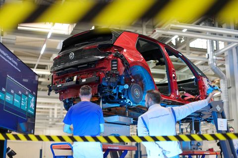 Mercedes, VW und Co.: Bauen deutsche Autobauer in Zukunft Panzer?