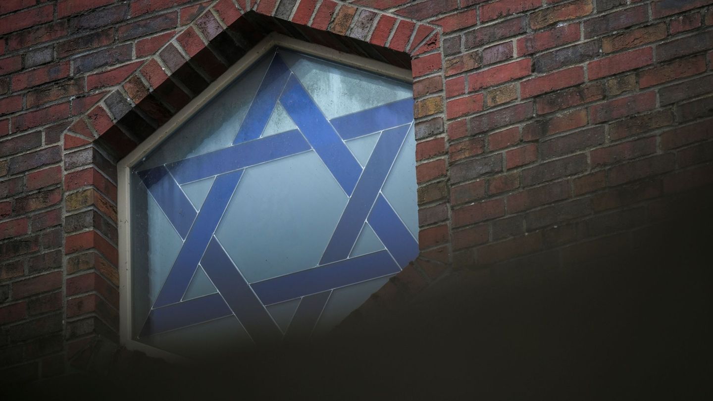 Seit 2023 hätten sich die judenfeindlichen Vorfälle mehr als verdoppelt.(Symbolbild) Foto: Philip Dulian/dpa