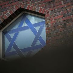 Seit 2023 hätten sich die judenfeindlichen Vorfälle mehr als verdoppelt.(Symbolbild) Foto: Philip Dulian/dpa