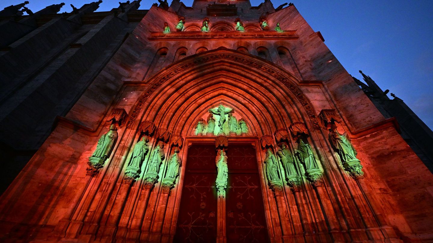 Die Müntzer-Gedenkstätte Marienkirche in Mühlhausen öffnet nach dem Rückbau der Landesausstellungsexponate wieder für Besucher.