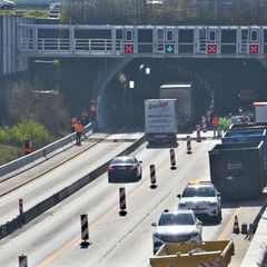 Ein defekter Lüfter bremst den Verkehr am Engelbergtunnel aus. (Archivbild) Foto: Andreas Rometsch/KS-Images/dpa