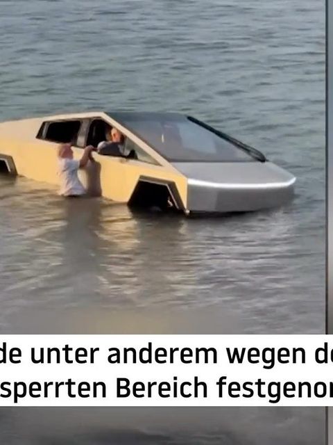 Tesla Cybertruck im Wasser