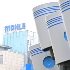 Der Autozulieferer Mahle - hier der Stammsitz in Stuttgart - will sein Werk in Neustadt an der Donau schließen. (Archivbild) Fot
