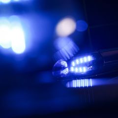Die Polizei ermittelt wegen gefährlicher Körperverletzung. (Symbolbild) Foto: Christian Charisius/dpa