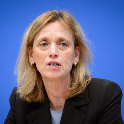 Rotstift beim Elterngeld: Wen es treffen könnte