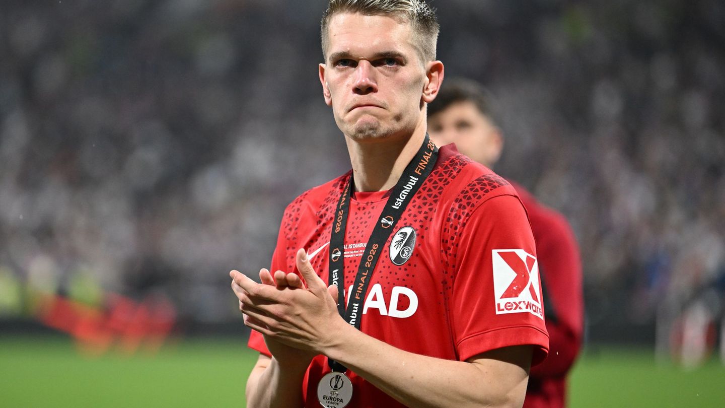 Matthias Ginter war heftig enttäuscht nach der Finalniederlage. Fährt er nun noch zur WM? Foto: Robert Michael/dpa