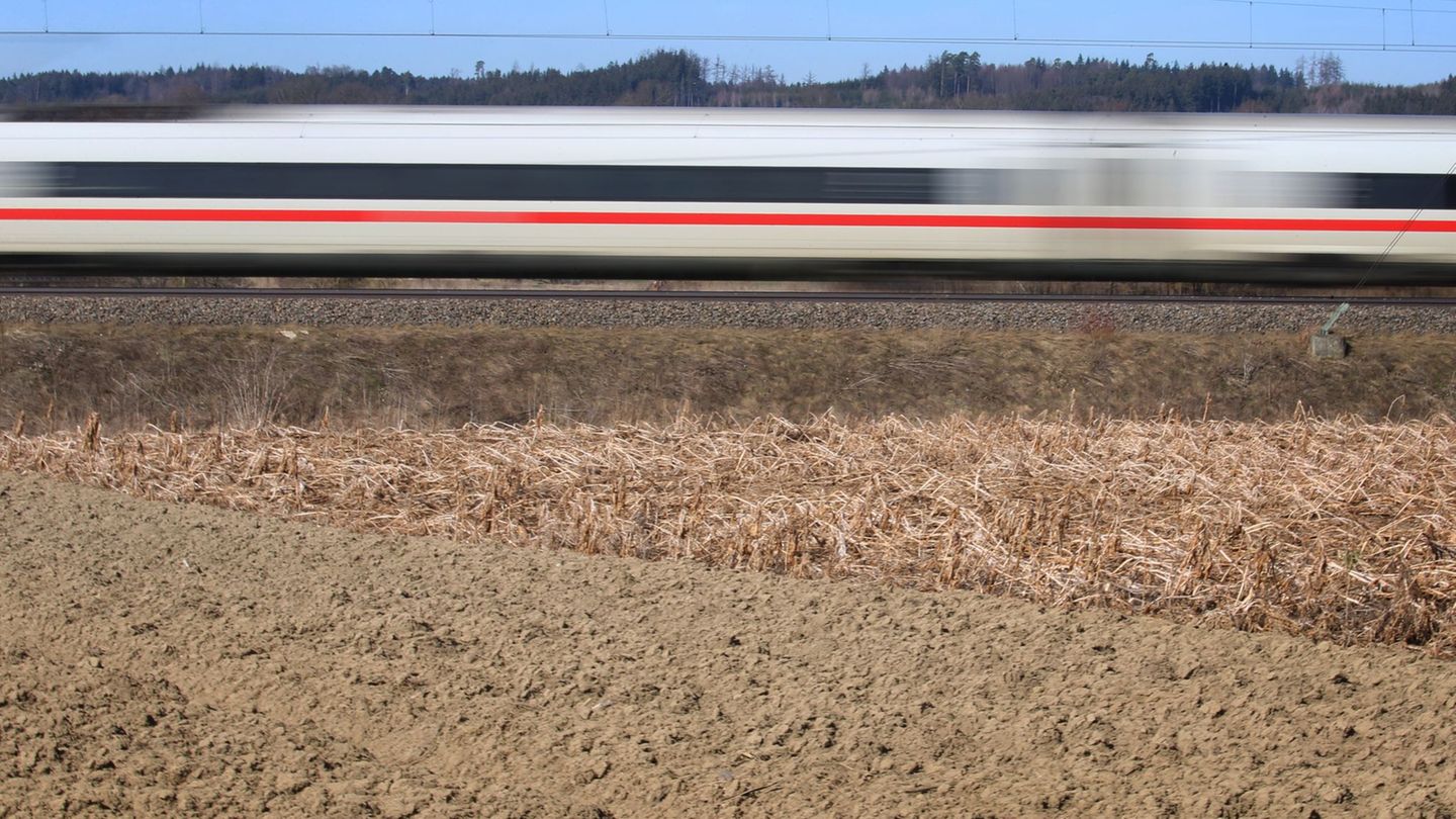 Bundestag will Weg für Bahn-Neubaustrecken freimachen Foto: Karl-Josef Hildenbrand/dpa