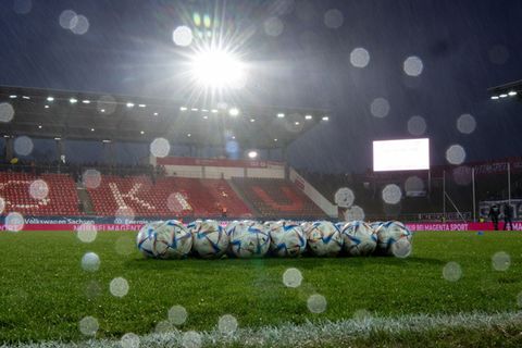 Die beiden westsächsischen Vereine FSV Zwickau und FC Erzgebirge Aue treffen am Pfingstsamstag im Finalspiel des Sachsenpokals i