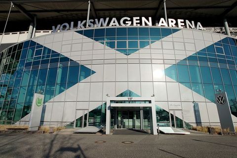 In der Relegation entscheidet sich, ob es in der Volkswagen Arena weiter Erstliga-Fußball gibt. (Archivfoto) Foto: Frank Johanns