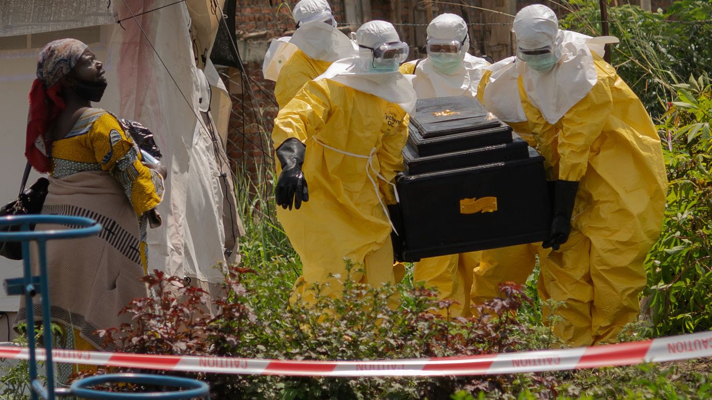In der Demokratischen Republik Kongo breitet sich das gefährliche Virus aus. Foto: Moses Sawasawa/AP/dpa