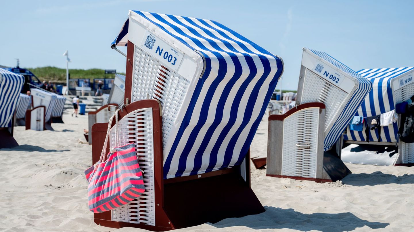 Am Pfingstwochenende erwartet Niedersachsen und Bremen sommerliche Temperaturen. (Symbolbild) Foto: Hauke-Christian Dittrich/dpa
