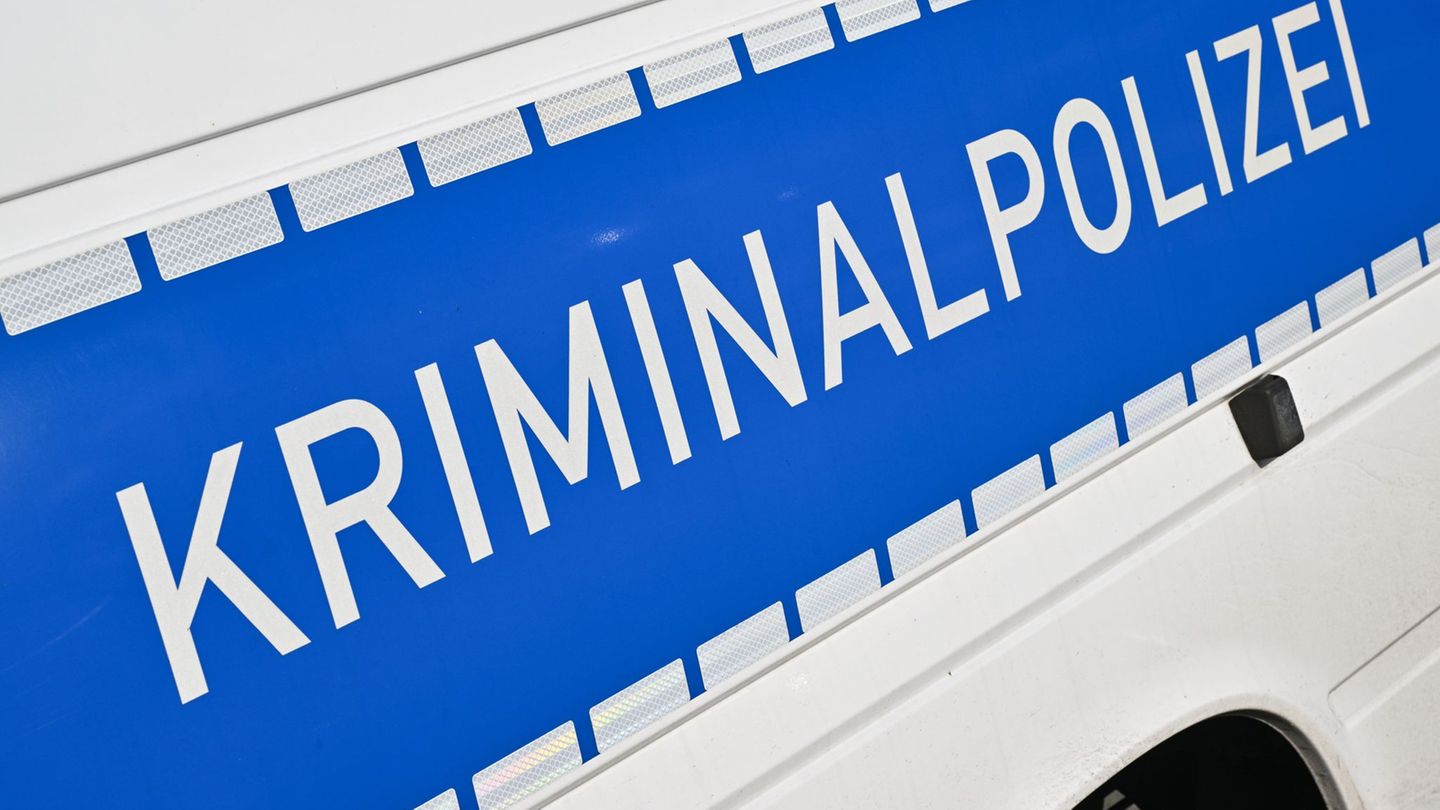 Nach wochenlangen Ermittlungen verhaftet die Polizei in Erfurt einen 50 Jahre alten Verdächtigen - in einer Wohnung stellen die