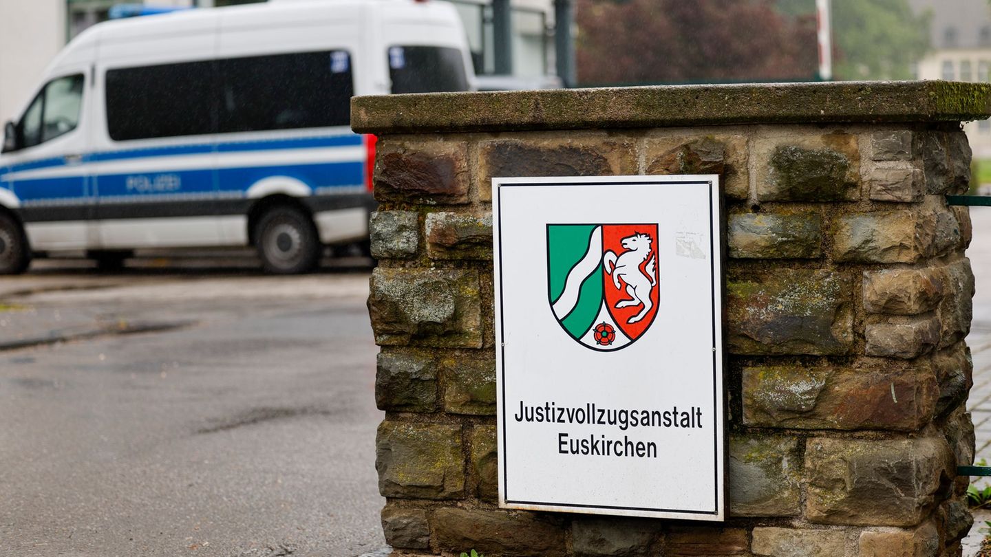 Im Fall um mutmaßliche Korruption in der JVA Euskirchen kommen neue Details ans Licht. (Archivbild) Foto: Thomas Banneyer/dpa