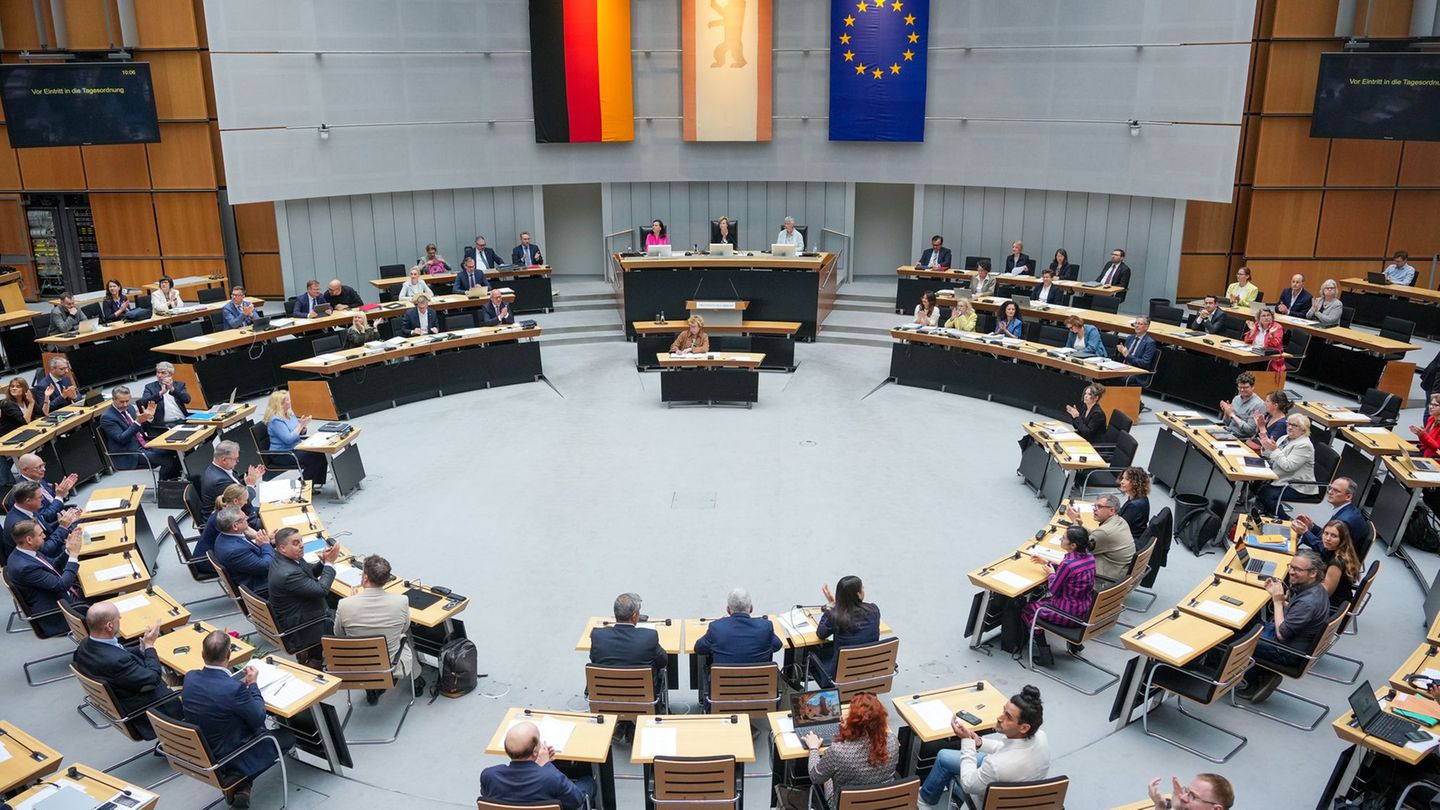 Im Berliner Abgeordnetenhaus wurde über die Bewerbung Berlins für Olympische und Paralympische Spiele abgestimmt. Foto: Soeren S