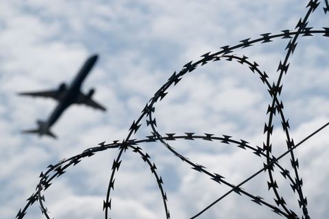 Die EU hat sich weitgehend auf die neue Rückführungsverordnung geeinigt. (Symbolbild) Foto: Sebastian Gollnow/dpa