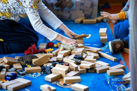 Das Volksbegehren für bessere Kitas in MV hat 138.000 Unterschriften in vier Wochen gesammelt. (Symbolbild) Foto: Jens Büttner/d